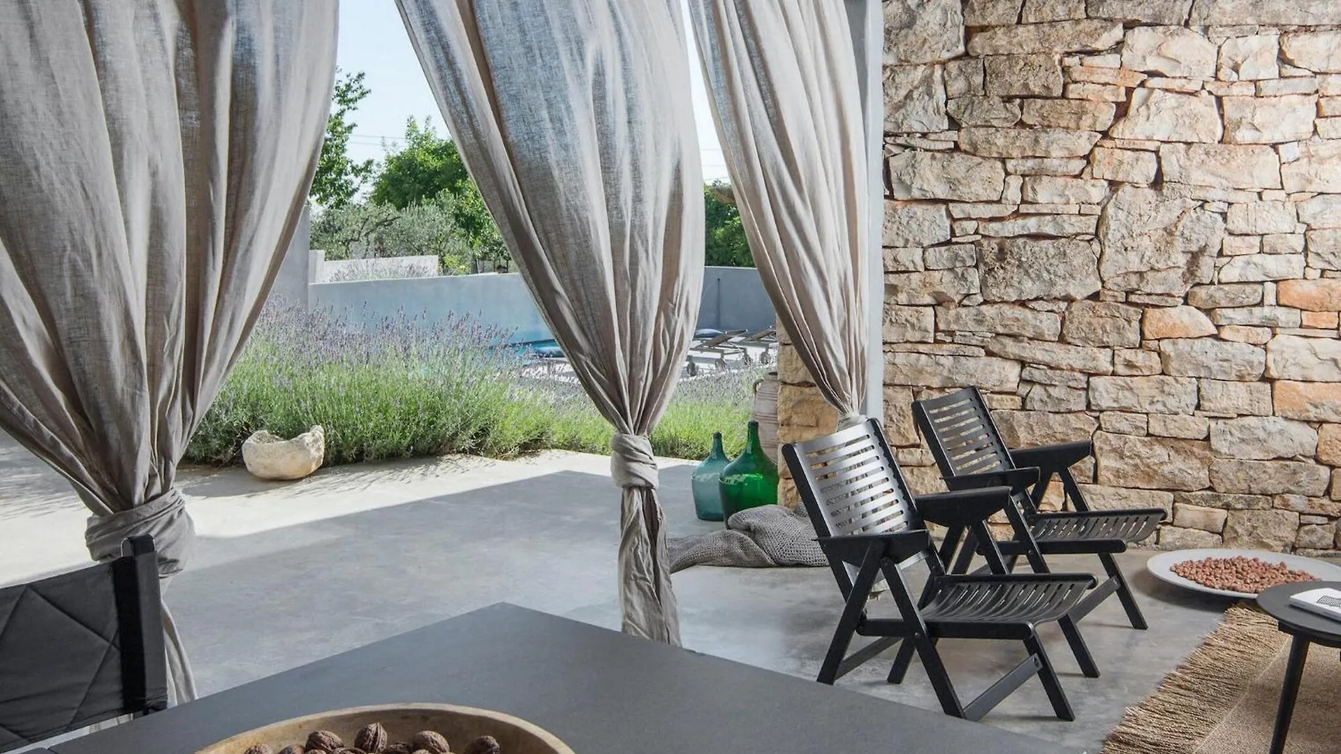 Holiday home Cozy Home In Tinjan With Outdoor Swimming Pool