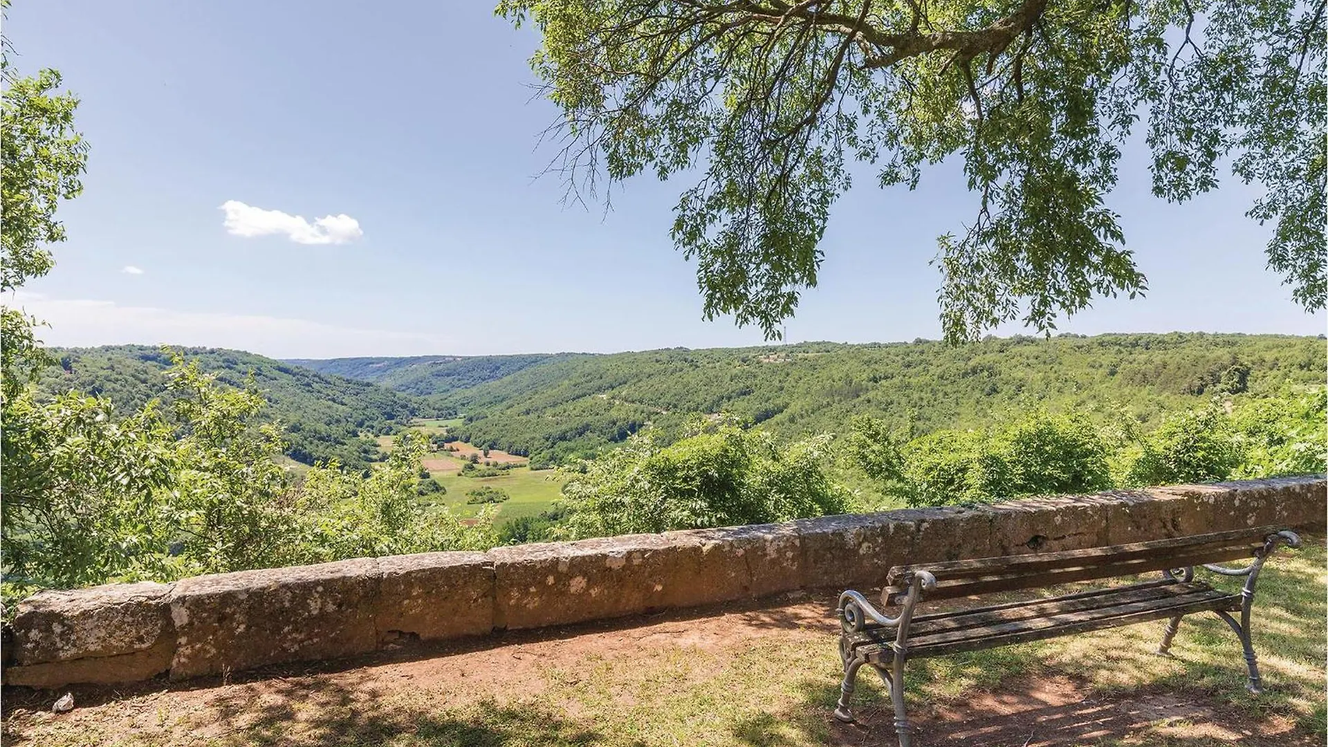 Holiday home Cozy Home In Tinjan With Outdoor Swimming Pool Croatia